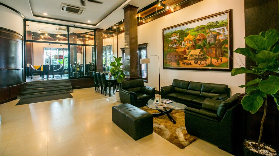 Seasons Riverside Hotel