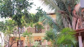 Enceinte de lâhĂ©bergement