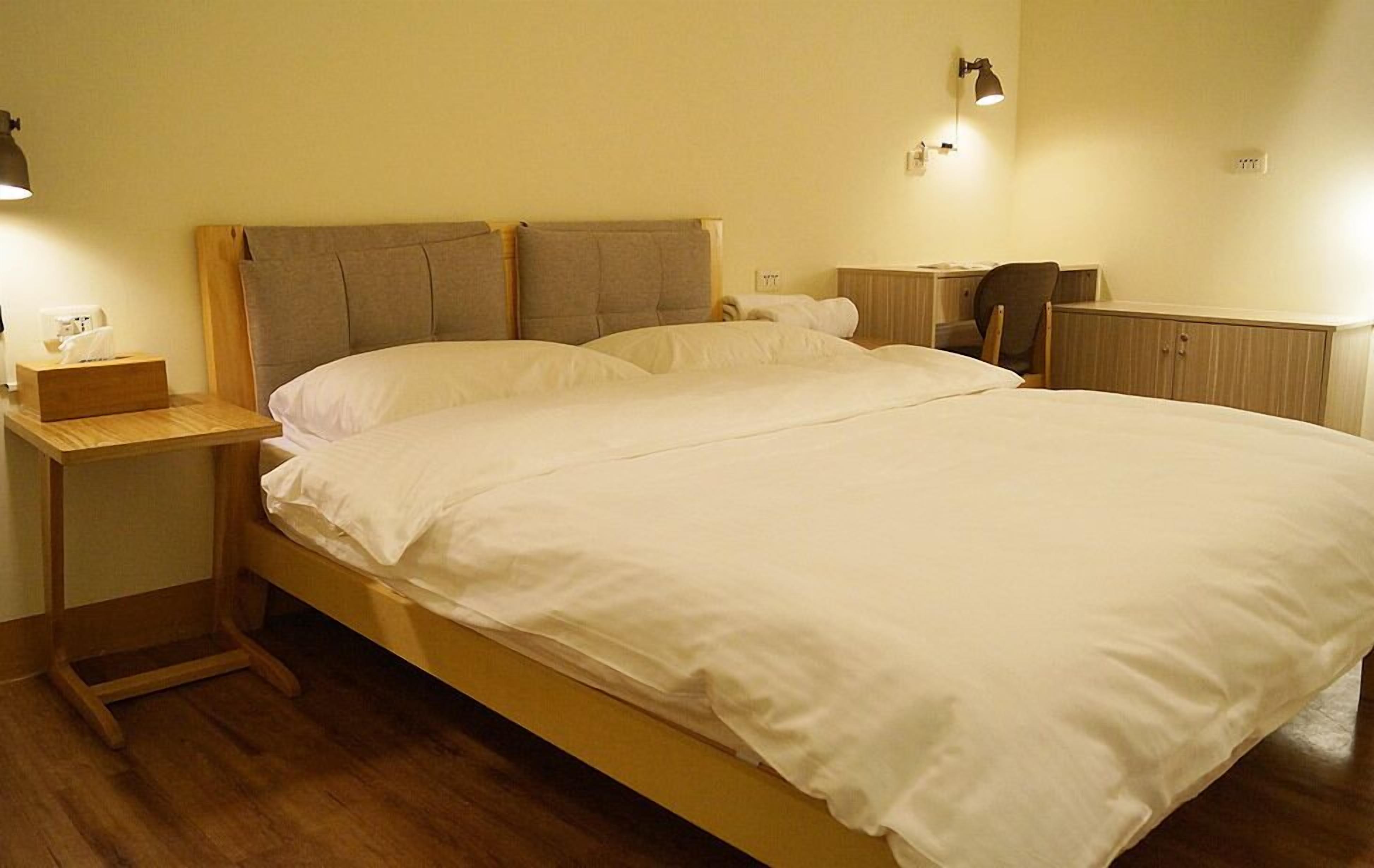 Regular Room(Double bed) | In-room safe, blackout drapes, free WiFi, bed sheets