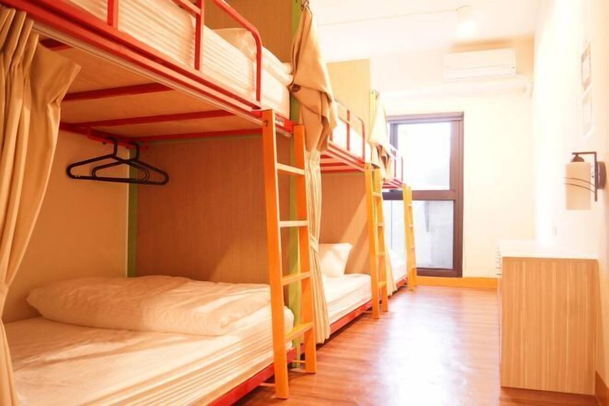 In-room safe, blackout drapes, WiFi (free), bed sheets