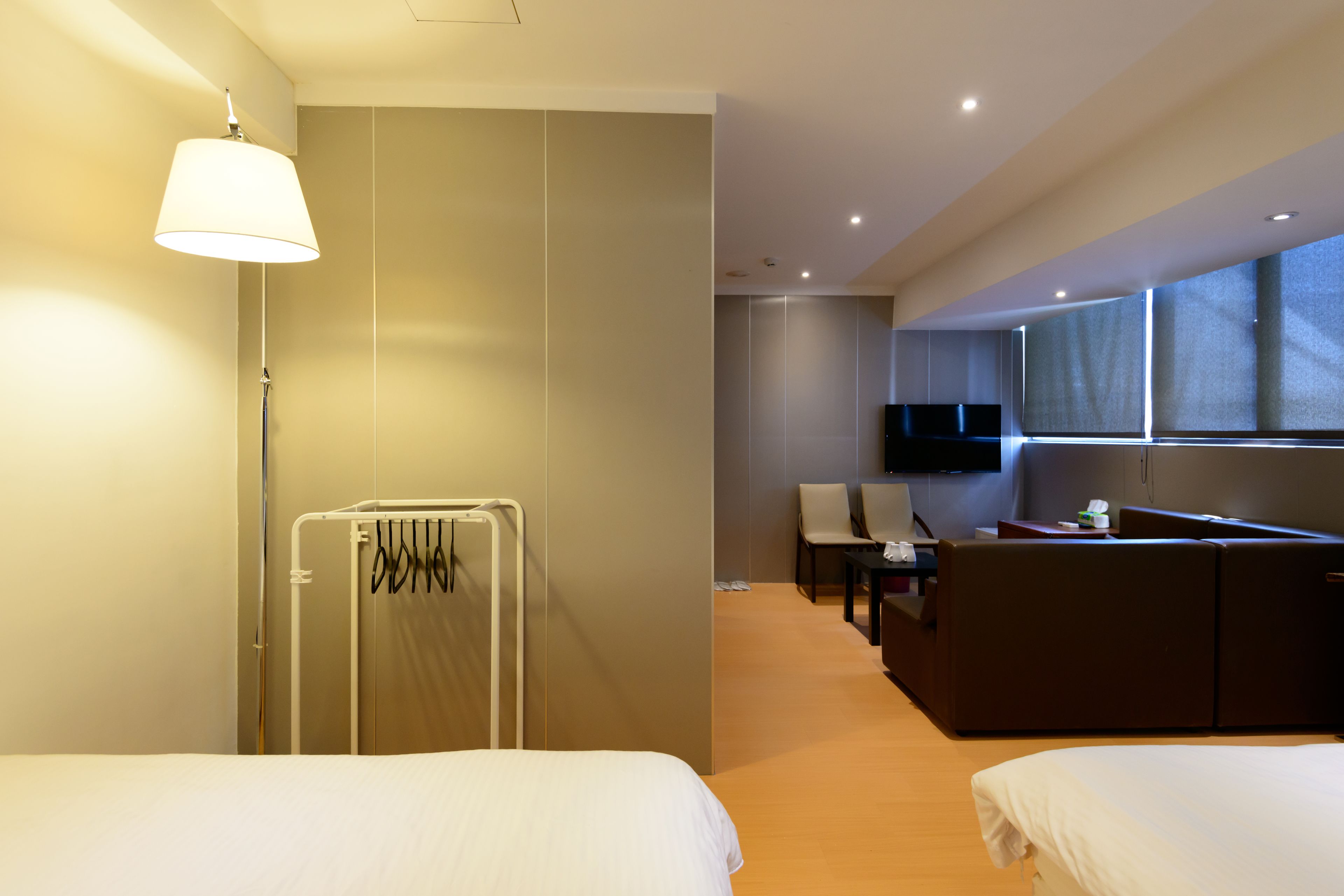 quadruple room | premium bedding, desk, iron/ironing board, free wifi