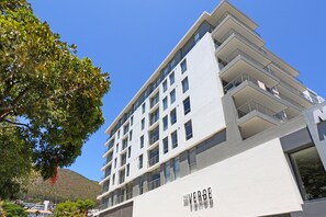 Exterior - The Verge Aparthotel (Cape Town)