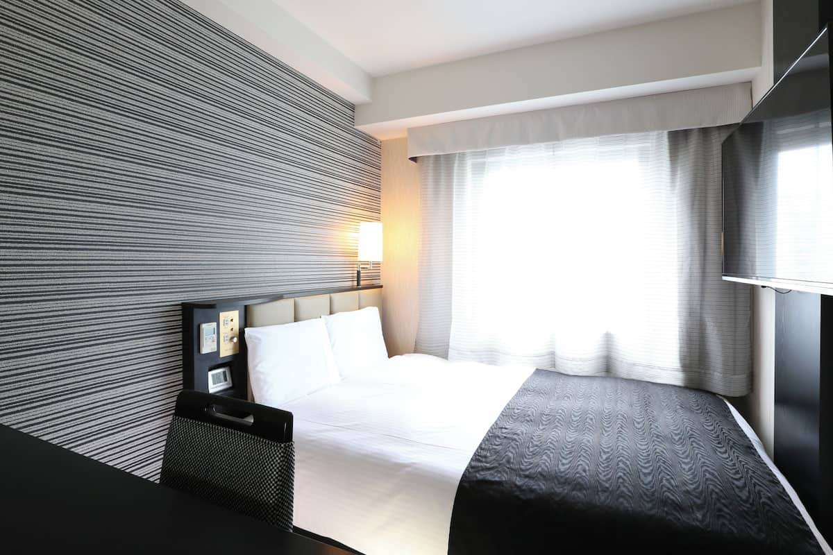 Ropa de cama de alta calidad, edredón, escritorio y cortinas blackout