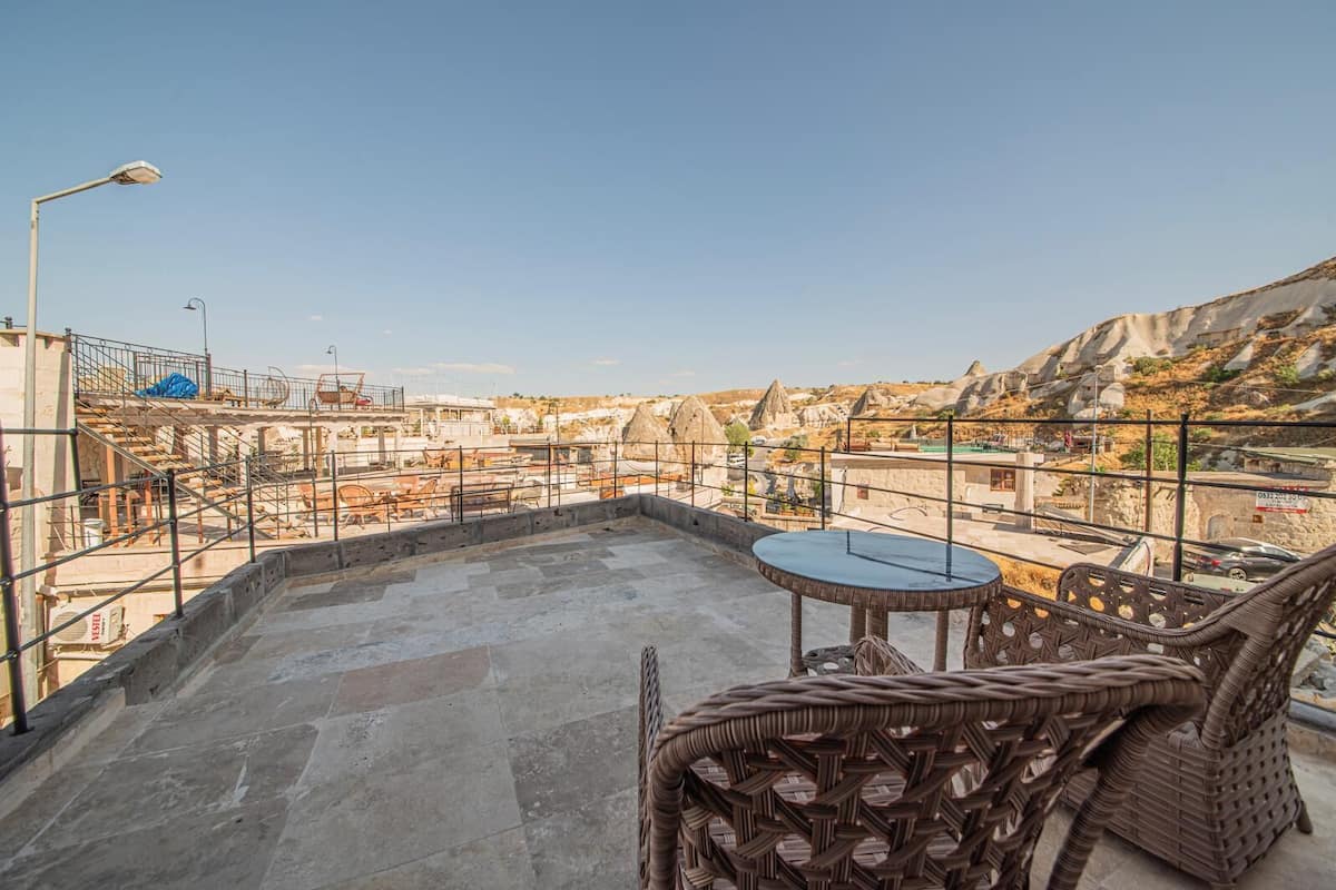 ANNEX CAVE SUITE | View from room