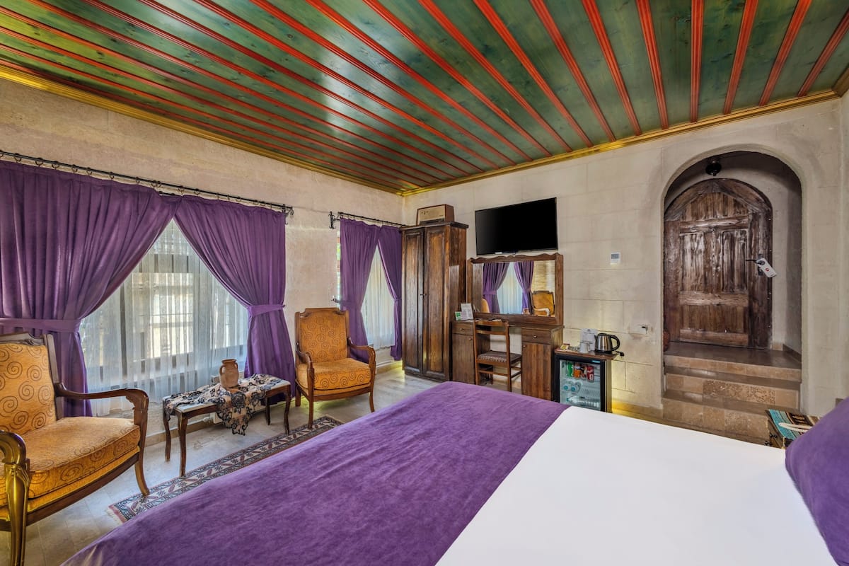 Ropa de cama de alta calidad y minibar