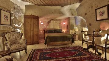 Premium bedding, free minibar items, desk, soundproofing