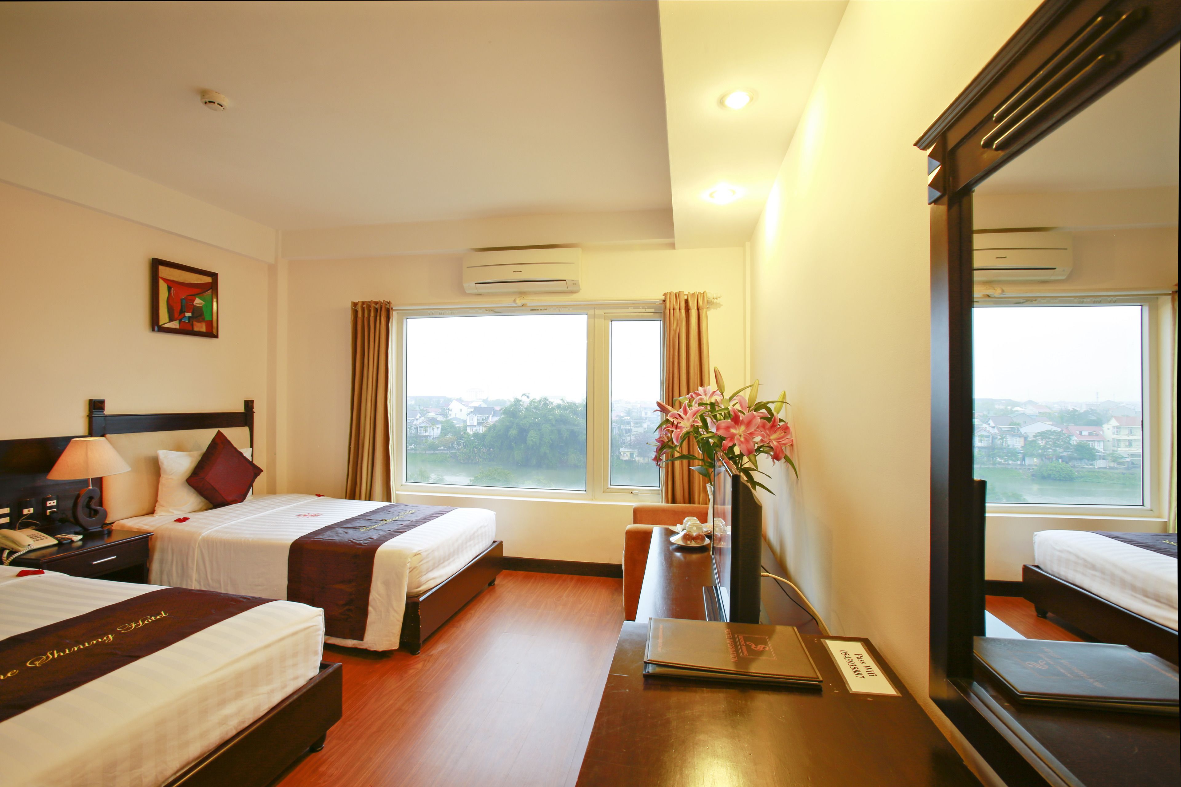 family triple room | minibar, in-room safe, desk, blackout curtains