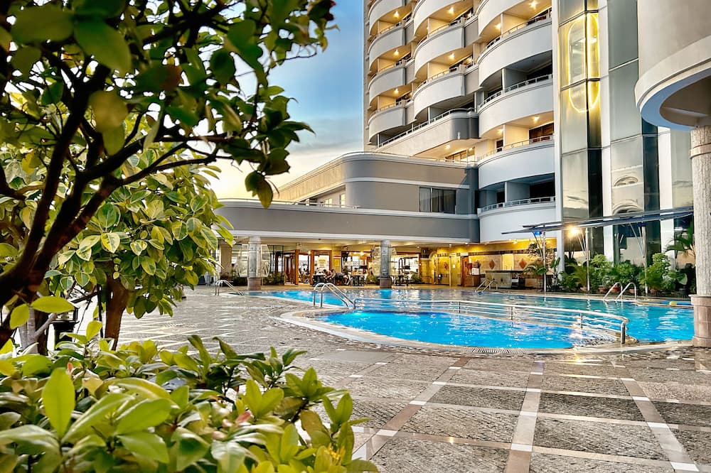 Planet Holiday Hotel & Residence