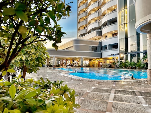 Planet Holiday Hotel & Residence