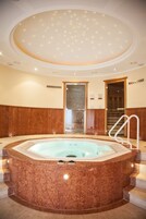 Bañera de hidromasaje interior