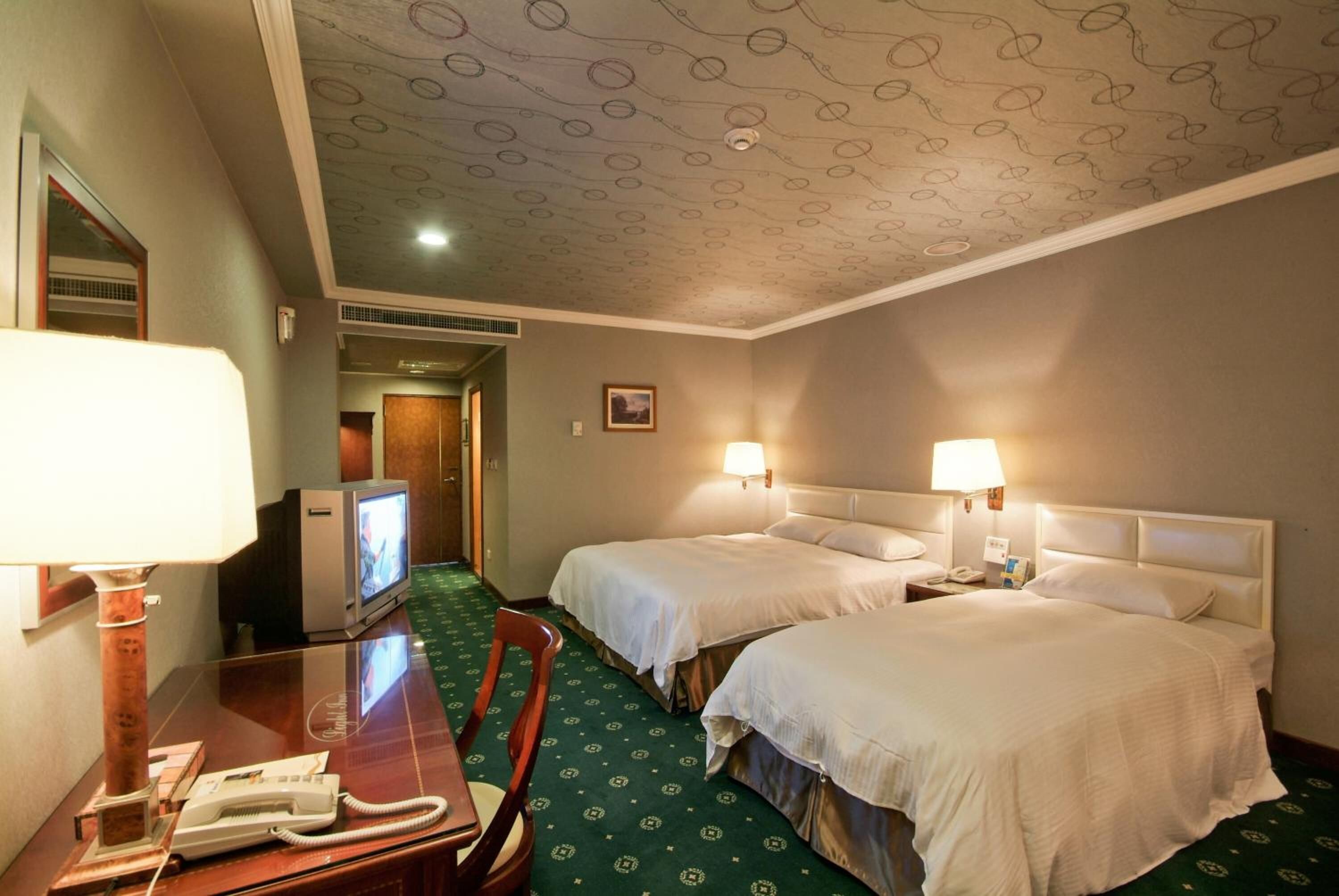 premium bedding, desk, free wifi, bed sheets