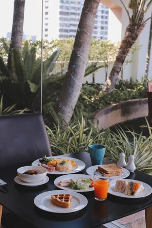 Daily local cuisine breakfast (THB 294.25 per person) - Grand Asoke Suites Boutique Residence (Bangkok)