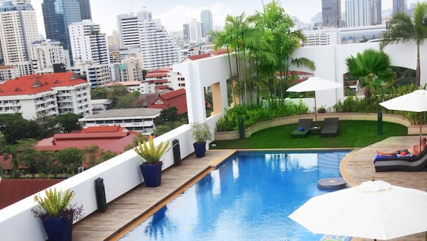 Kolam renang outdoor