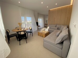 Comfort-huoneisto | Oleskelualue | Taulutelevisio