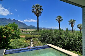 Exterior - The Coach House at Val du Charron (Wellington)