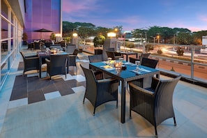 Se sirven desayunos, almuerzos, cenas y cocina internacional