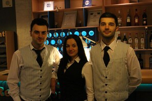 Check-in/check-out kiosk