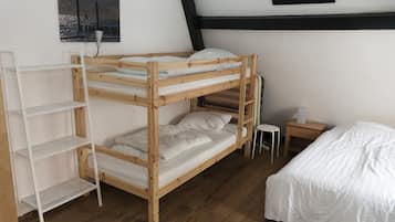 Vierbettzimmer | Minibar, kostenlose Babybetten, Zustellbetten, kostenloses WLAN