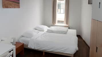 Een minibar, gratis babybedden, extra bedden, gratis wifi