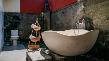 Deluxe Villa, 1 Bedroom | Bathroom | Combined shower/bathtub, free toiletries, hair dryer, bathrobes