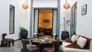 Unclassified image, 3 of 143, button - Riad Luxe 40 (Marrakech)
