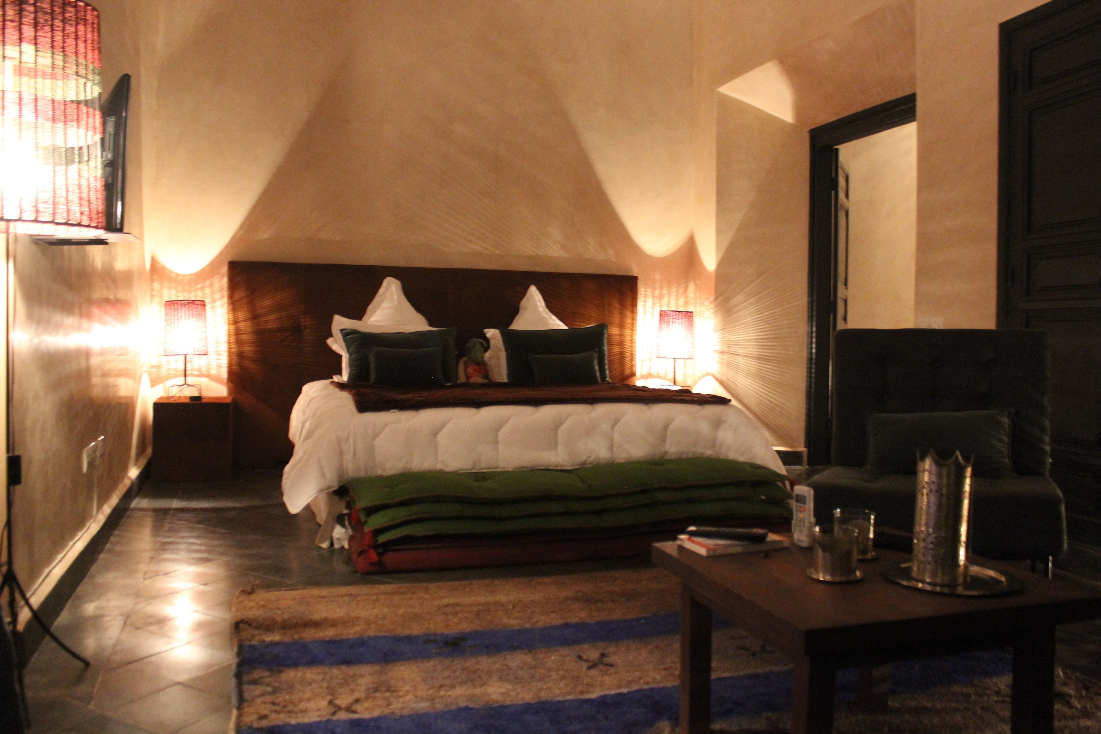 Premium Suite, 1 Double Bed, Ensuite | Individually decorated, individually furnished, cribs/infant beds