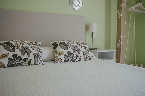 Free WiFi, bed sheets