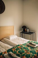 Escritorio, camas plegables/adicionales, wifi gratis y ropa de cama 