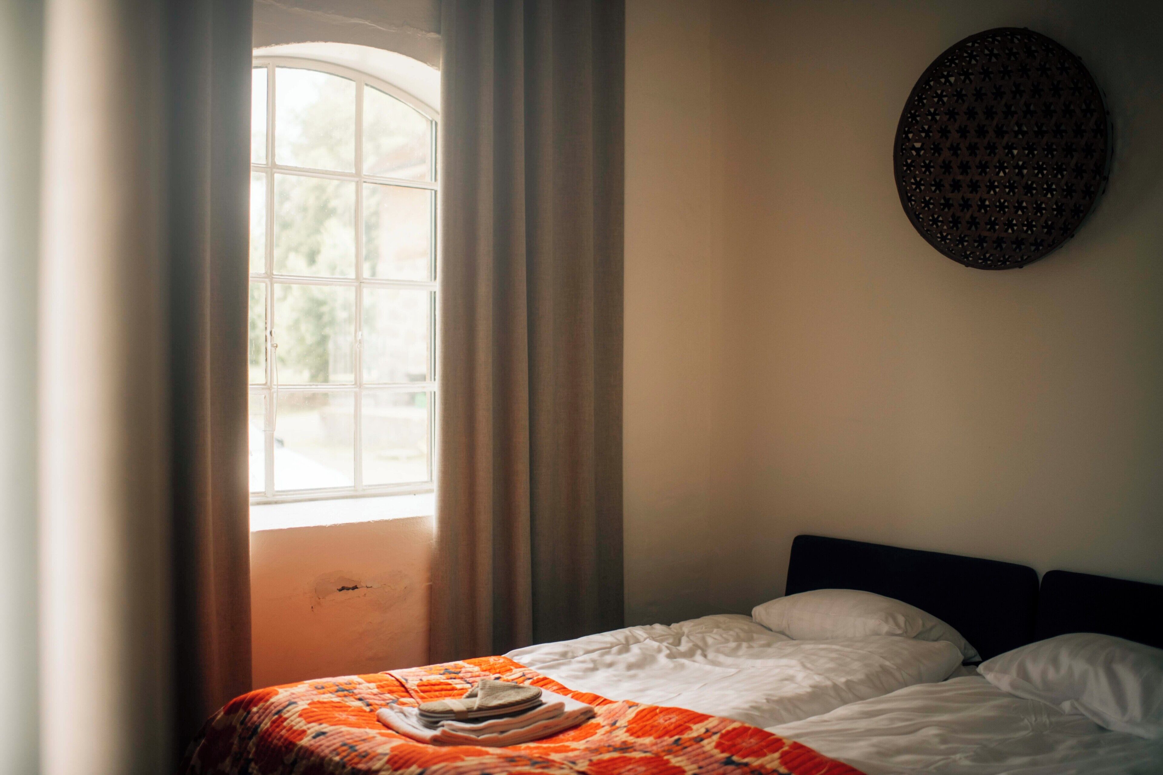 Twin Room | Desk, rollaway beds, free WiFi, bed sheets