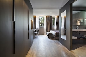 ห้องซูพีเรียดับเบิล | 1 ห้องนอน, เครื่องนอนระดับพรีเมียม, ผ้านวมขนเป็ด, มินิบาร์