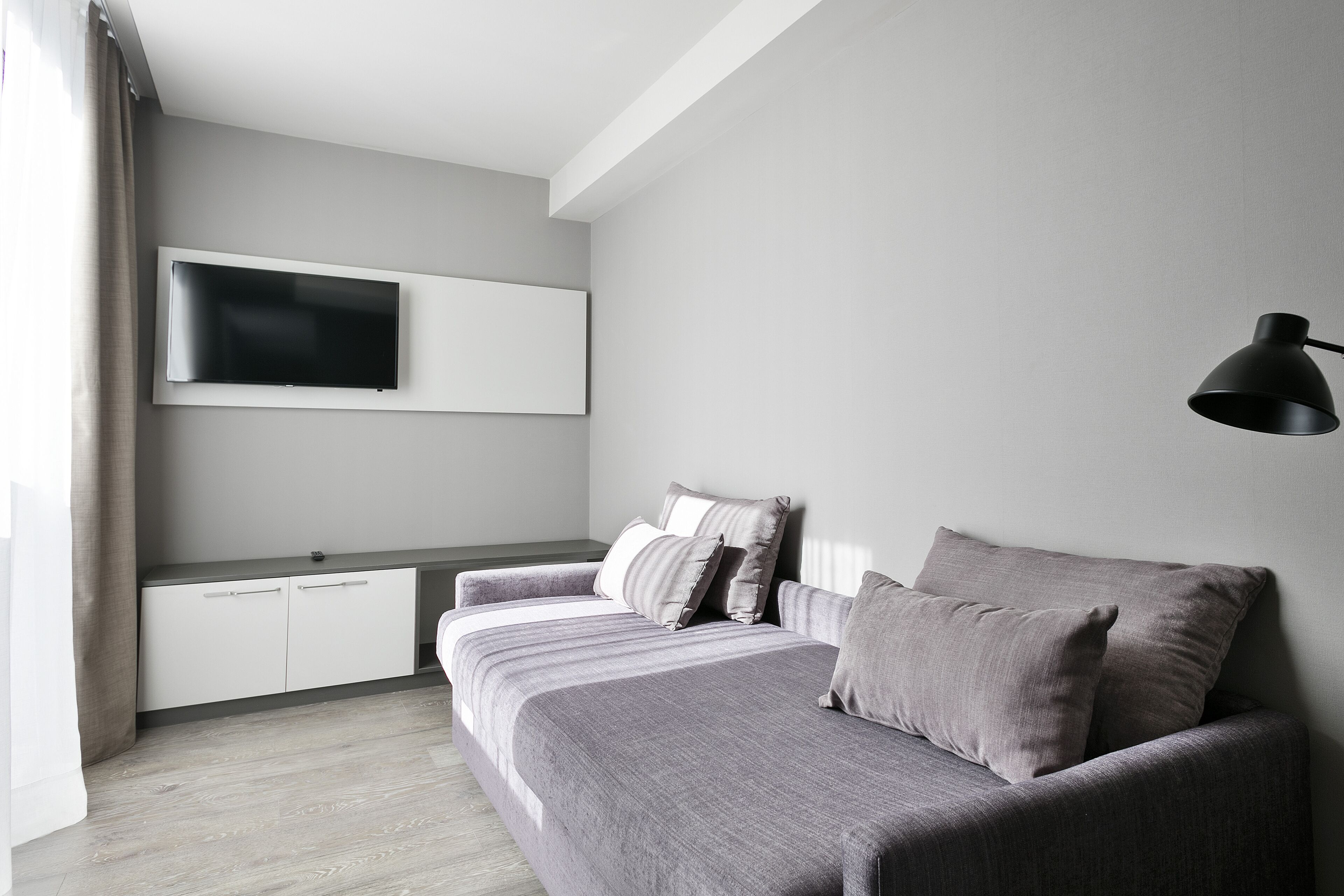 1 bedroom, premium bedding, down duvets, minibar