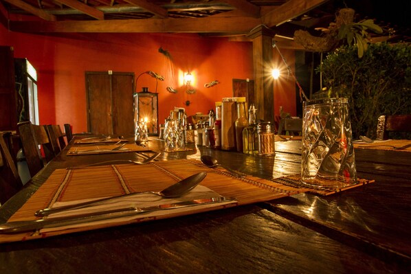 Se sirven desayunos, almuerzos y cenas