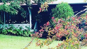 Unclassified image, 3 of 36, button - The Rustic Spirit (Kurrajong Heights)