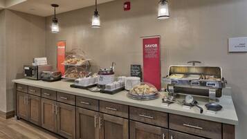 Colazione continentale inclusa, servita tutte le mattine