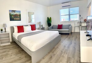Exclusive Studio Suite, 1 King Bed, Kitchenette, Beach View | Select Comfort beds, individually furnished, iron/ironing board - A1A Ocean Club (Flagler Beach)