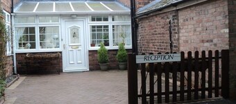 Grove House Guest House