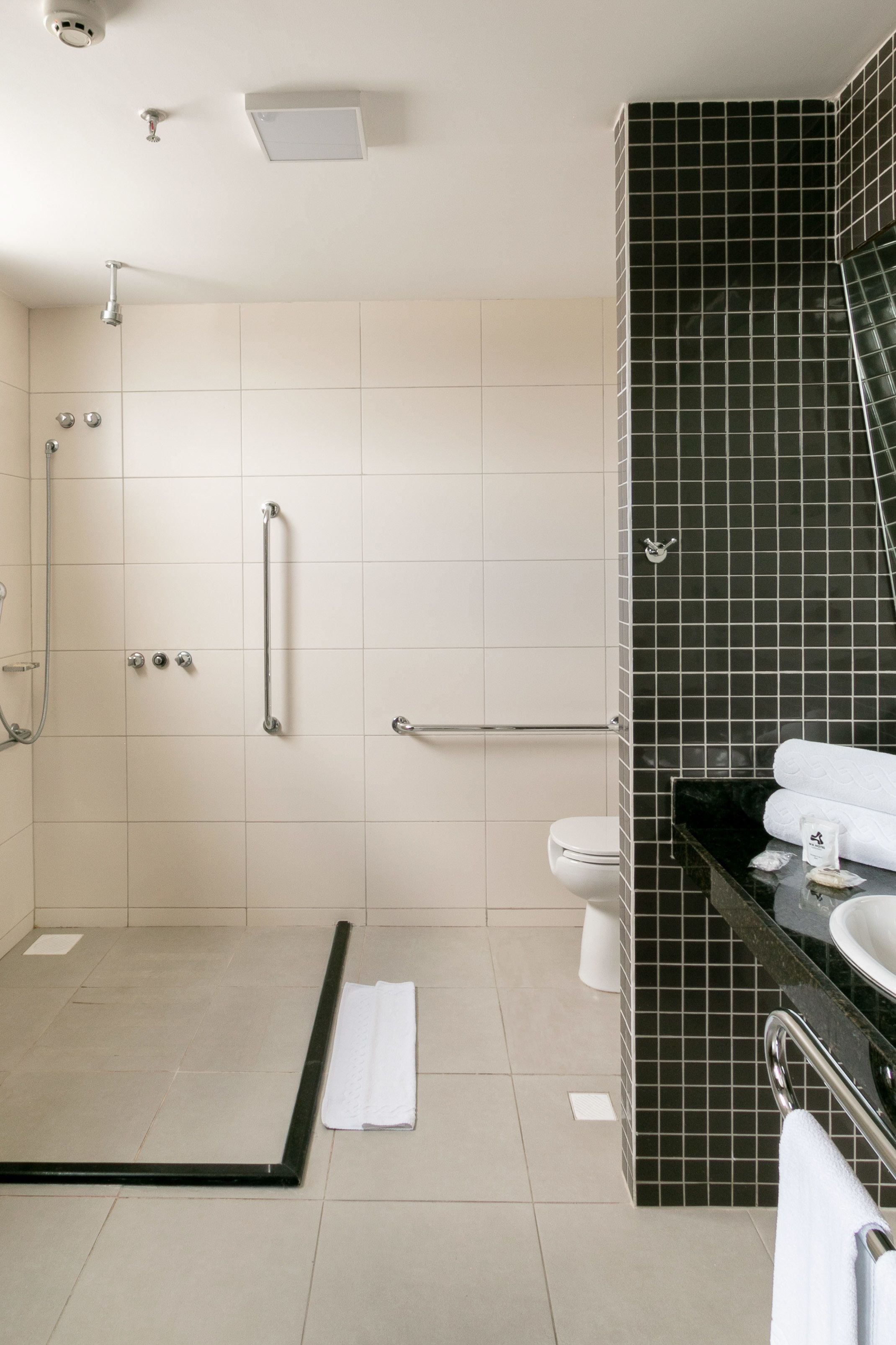 shower, free toiletries, towels