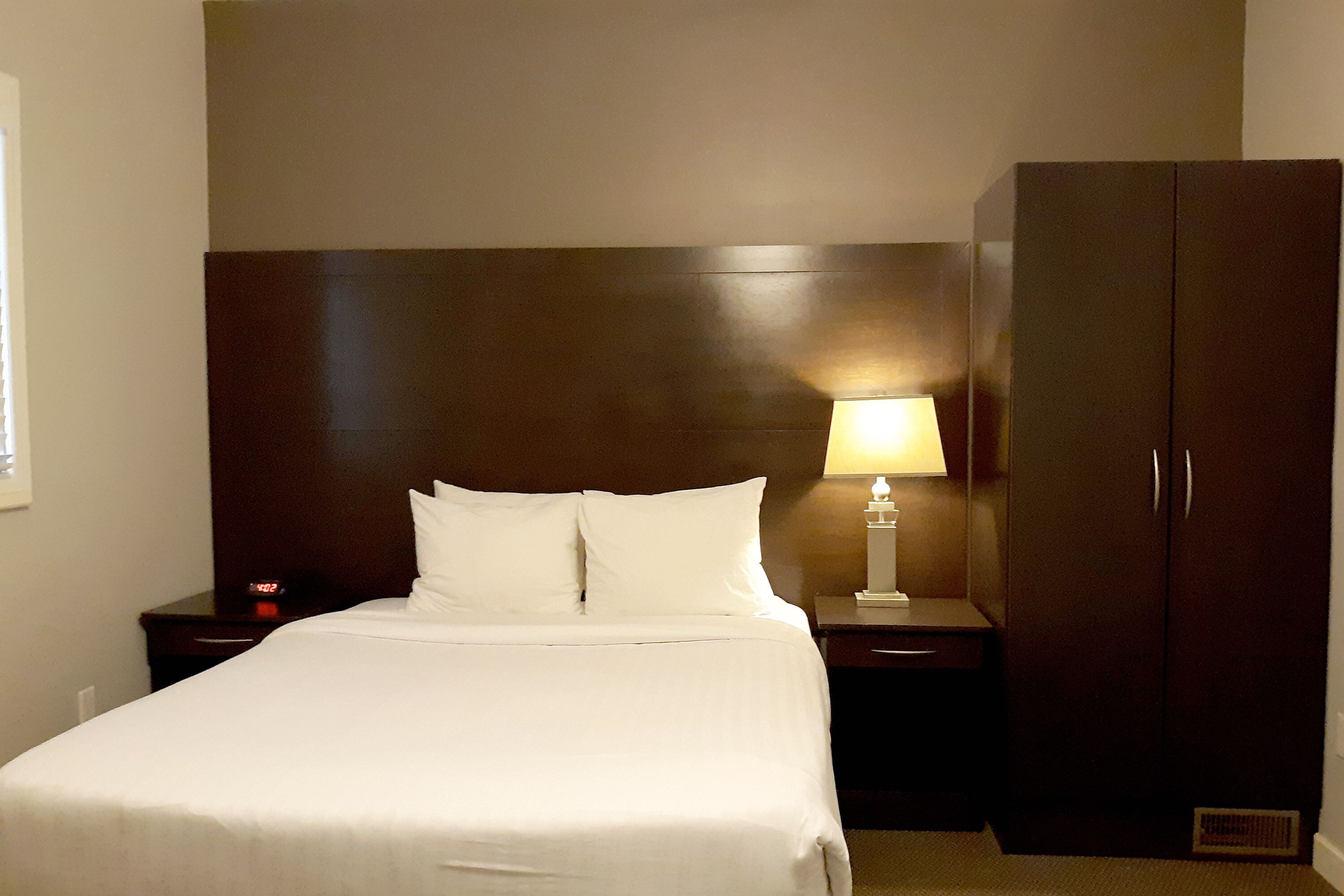 Huoneisto, 1 makuuhuone, keittiö | Työpöytä, silitysrauta/-lauta, ilmainen Wi-Fi