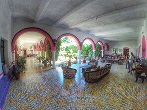 Lobby lounge - Hacienda St Cruz El Fuerte (El Fuerte)