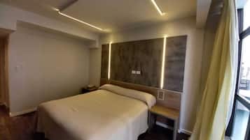 Brankas, meja kerja, tempat tidur bayi gratis, dan Wi-Fi gratis