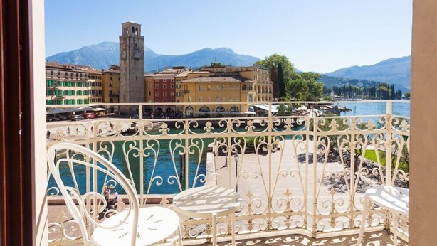 Unclassified image, 1 of 60, button - Hotel Europa- Skypool & Panoroma (Riva del Garda)