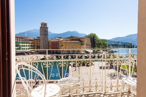 Balcony - Hotel Europa- Skypool & Panoroma (Riva del Garda)