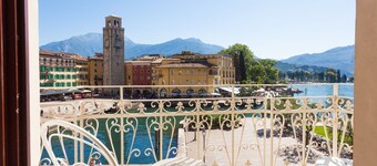 Hotel Europa- Skypool & Panoroma
