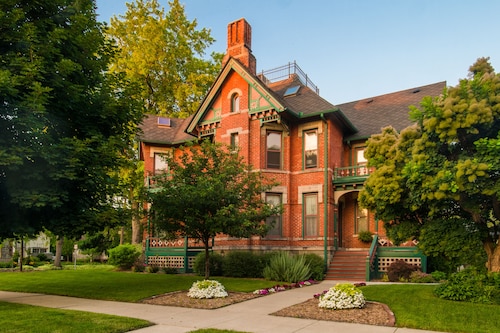 The Historic Webster House