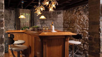 Keep Suite | In-room dining