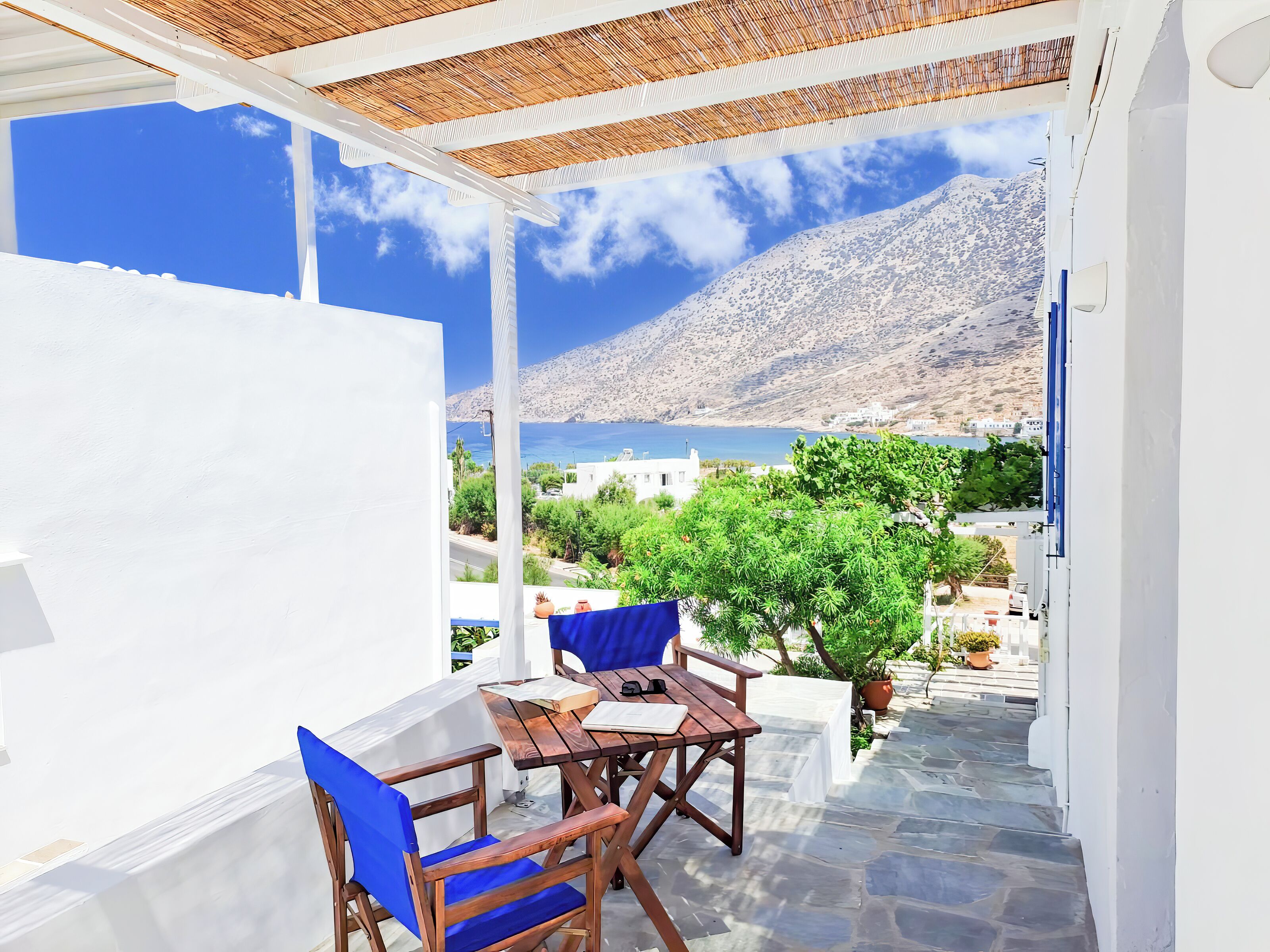 superior studio, partial sea view | terrace/patio