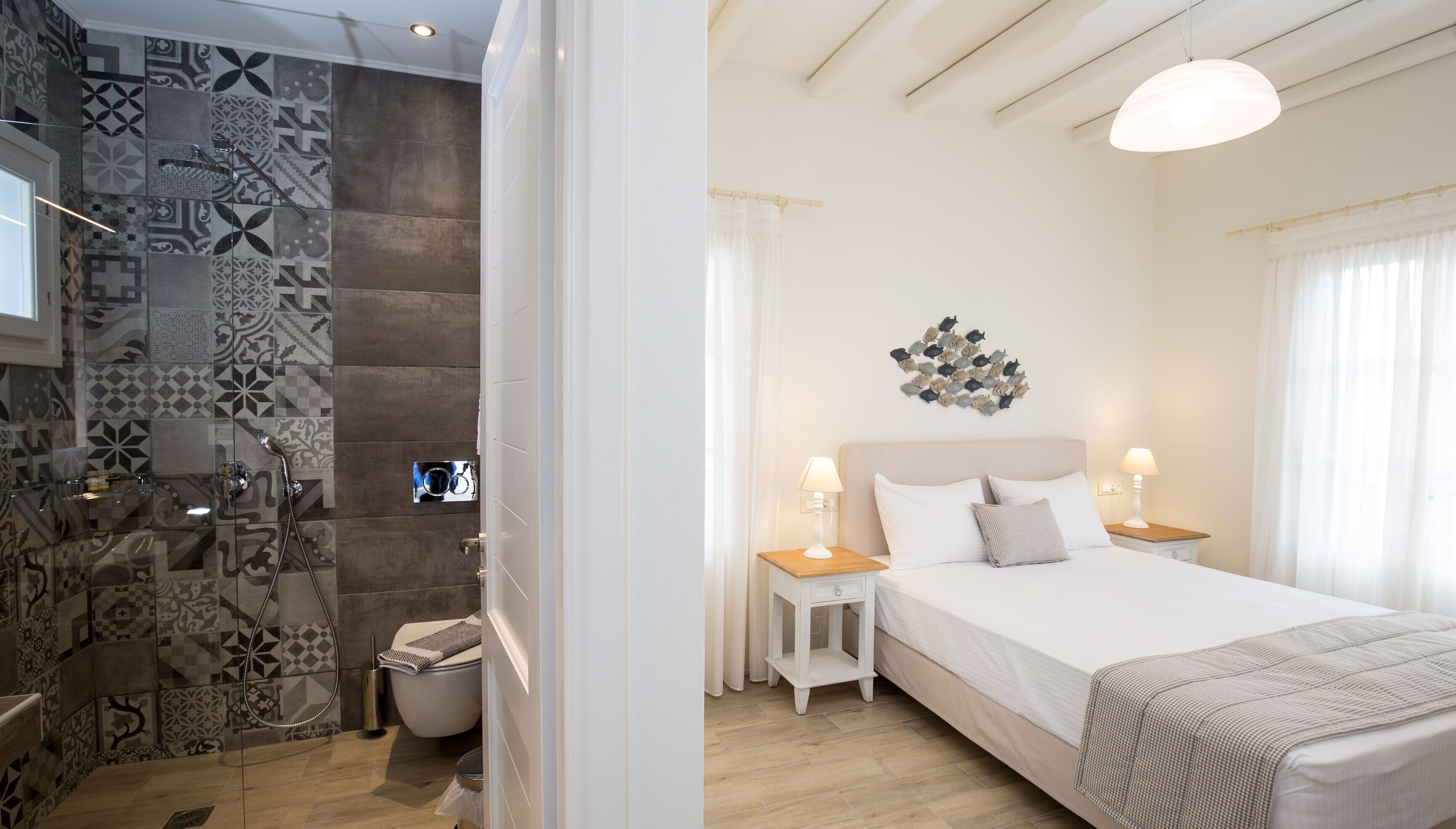 superior studio | desk, iron/ironing board, free wifi, bed sheets