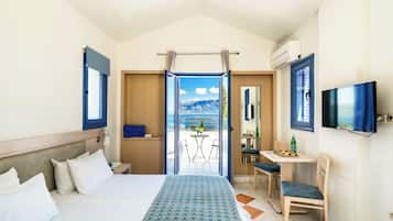 Classic Room, Sea View | In-room safe, laptop workspace, blackout drapes, soundproofing