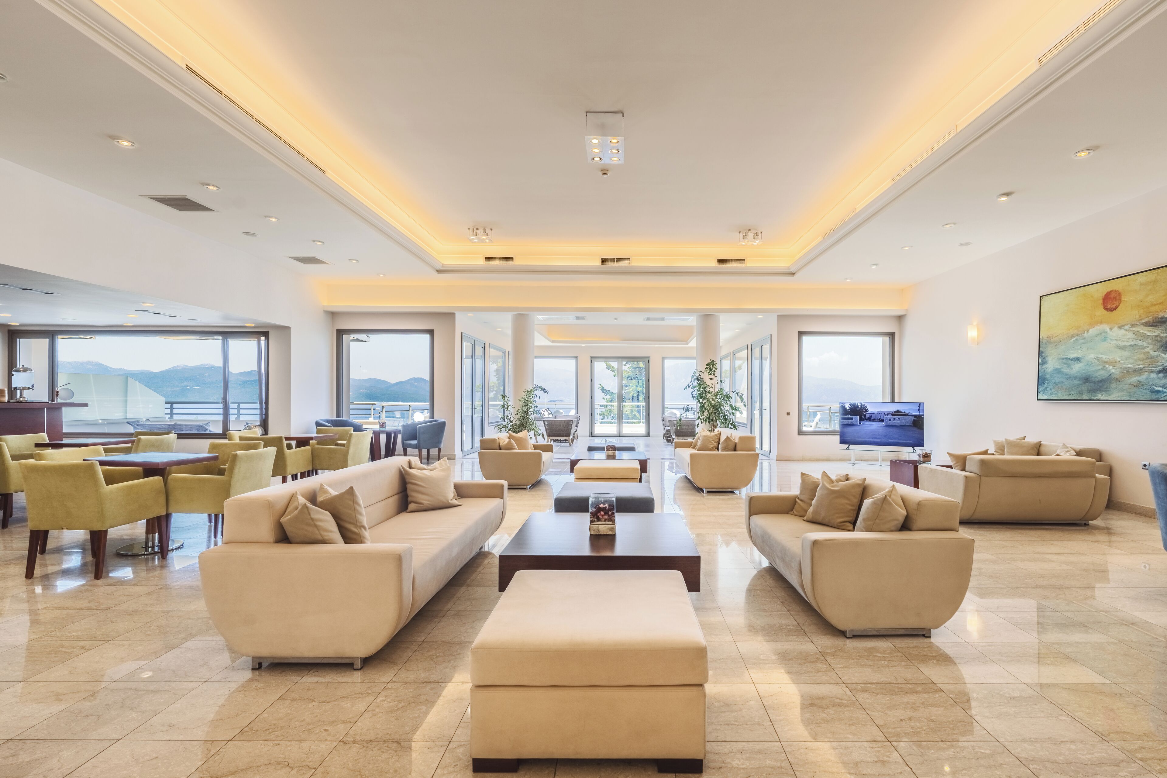 Coin salon dans le hall