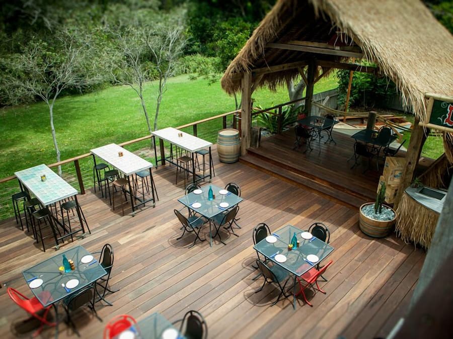 Breakfast, lunch and dinner served